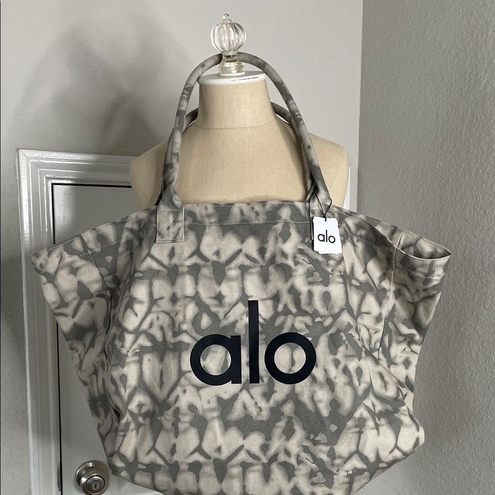 ALO Yoga Camouflage Gray Tote Bag